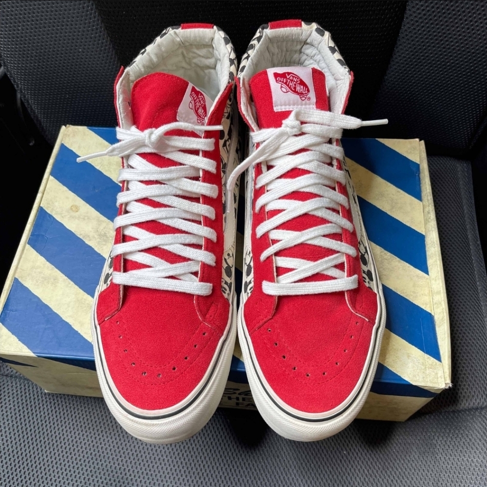 Red High-Top Sneakers Vans OG Sk8-Hi LX VN-0OZE8P1 Size 9.5 Mickey Mouse Disney - Picture 3 of 6